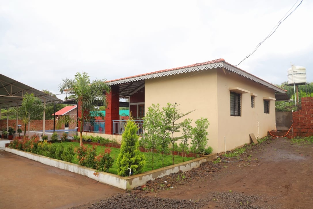 Thanekar Resort Exterior